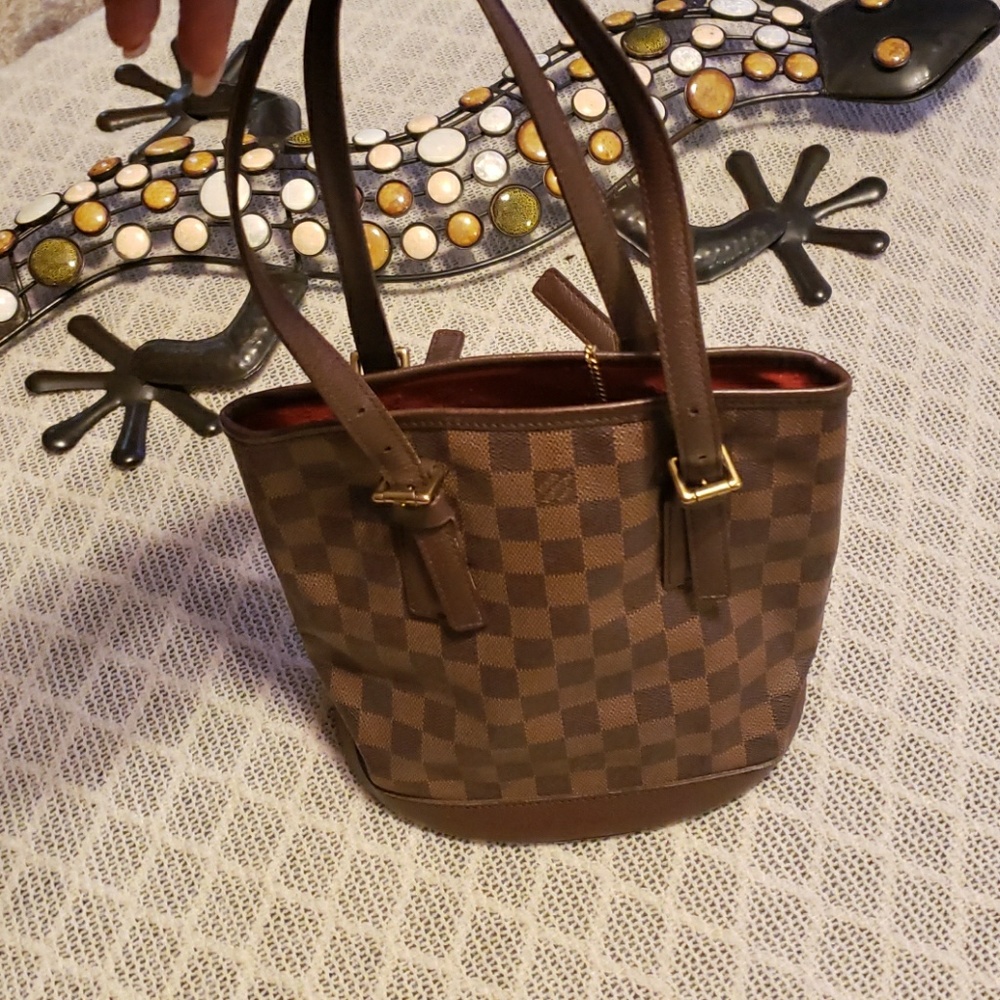 Louis Vuitton Marais Ebene bucket bag